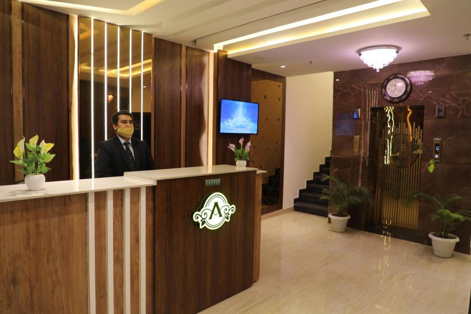 Hotel Avi Inn Amritsar Bagian luar foto